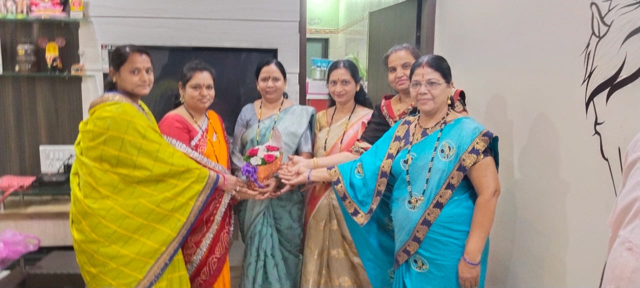 Khandesh Teli Samaj Mandal Mahila padadhikari Satkar samarambh