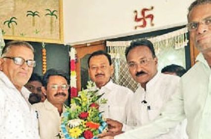 MLA Balasaheb Mangulkar satkar by Vidarbha Teli Samaj Mahasangh 