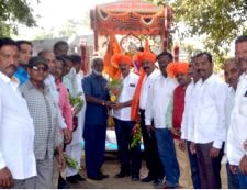 Maharashtra tailik Mahasabha Samaj jodo Rath Yatra welcome in Shrirampur