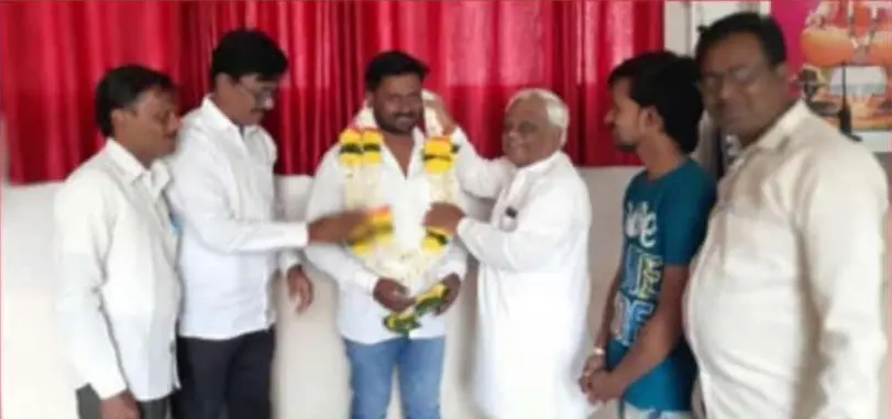 Prantika teli Samaj yuvak Paschim Maharashtra Vibhag Adhyaksh Nagesh Chinchka