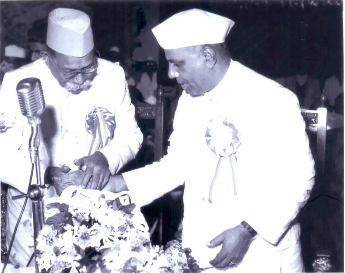 Raosaheb Shankar Ramchandra Panhale with yashwantrao chavan