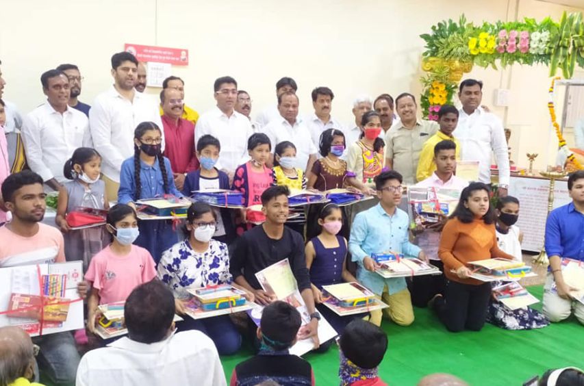Response to painting competition of Nagar Tilvan Teli Samaj Trust