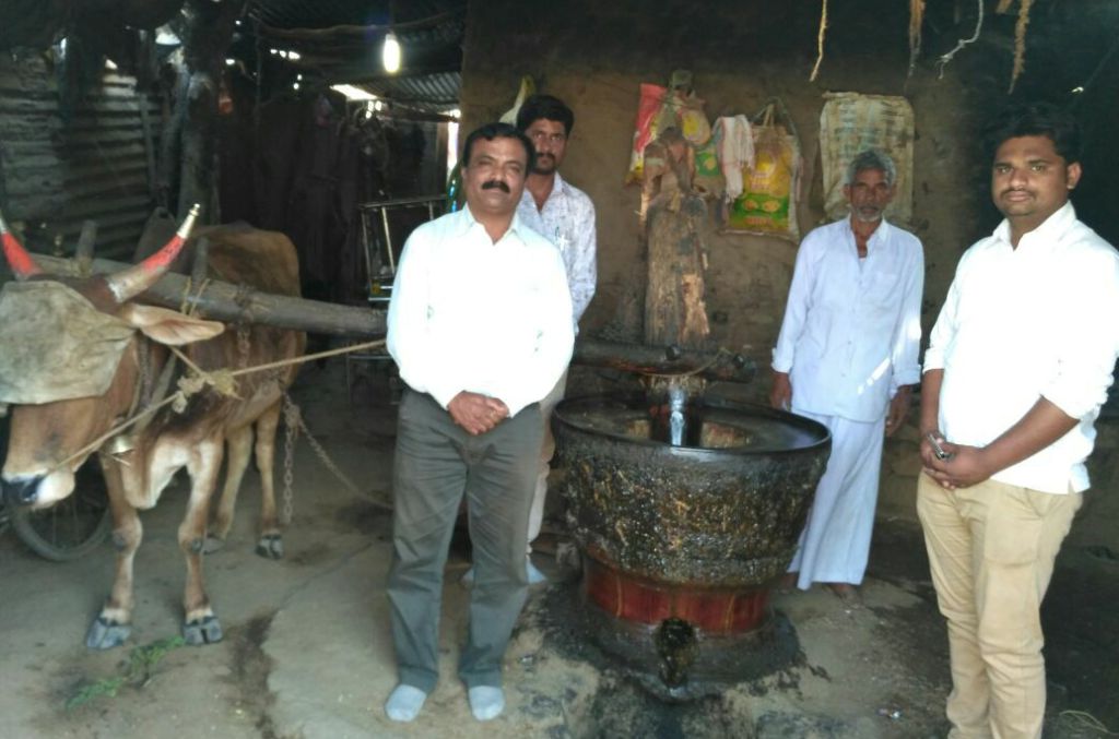 Restarting Lakadi Tel Ghana in Maharastra - Lakadi Ghana Oil - lakdi ghana oil business