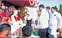 Sant Shiromani Santaji Jagnade Maharaj rathyatra in Tuljapur