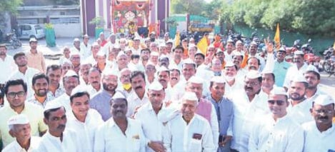 Shri Sant Santaji Maharaj Samaj Jodo Rathyatra is warmly welcomed in the Jalna