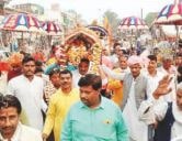 Silvani Sahu Samaj Ne Bhakt Shiromani Maa Karma Devi ki rath yatra ka Kiya Bhavya Swagat