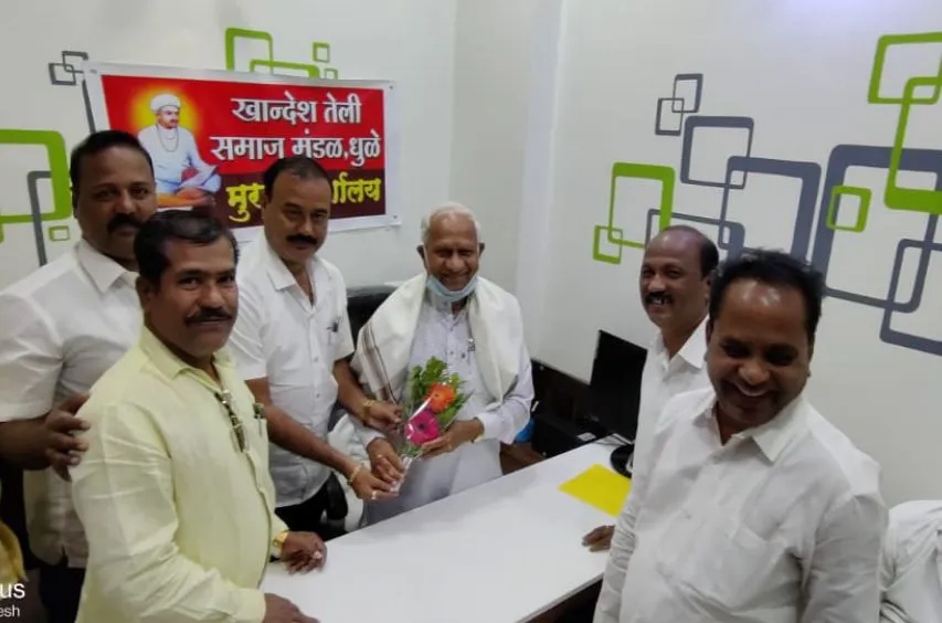 The work of Khandesh Teli Samaj Mandal is very good