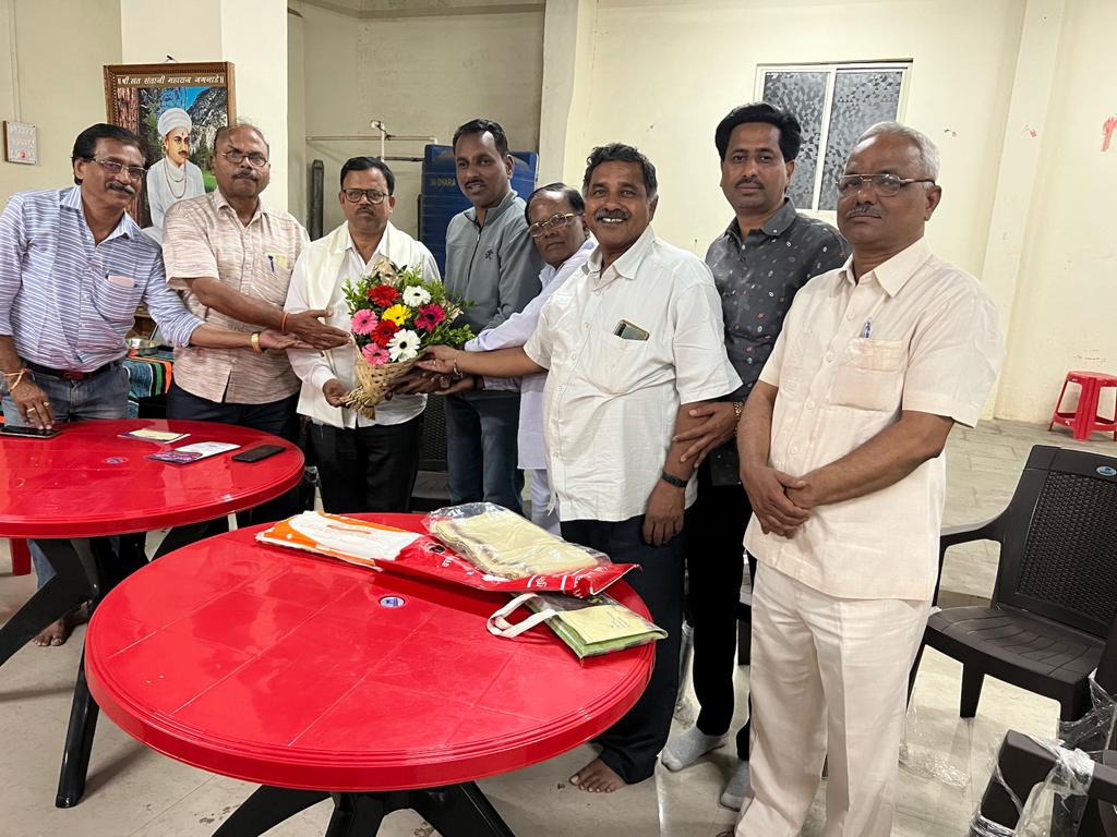 Tilak Mahasabha nav nirvachit Pune Vibhag padadhikari Satkar by Rajguru Nagar Teli Samaj 