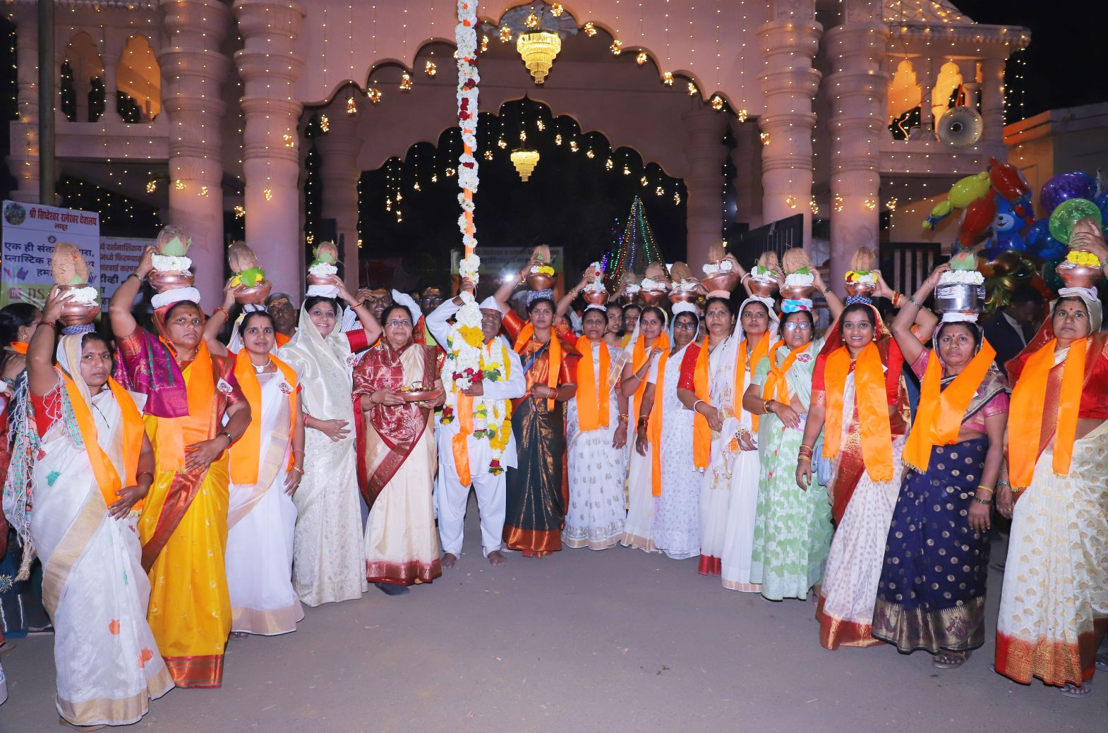 Veerashaiva Teli Samaj Performs Gangajal Abhishek & Sacred Kathi Puja During Mahashivratri Yatra in Latur Siddheshwar Temple
