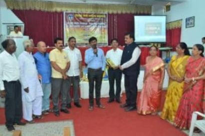 Vidarbha Teli Samaj mahasangh felicitates Ojas Praveen Devtale gold medalist in Asian Games