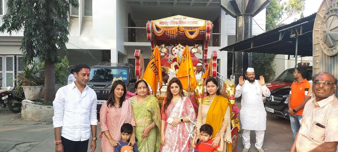 Welcome to Shri Santaji Rathyatra from MLA Sandeep Kshirsagar family Beed