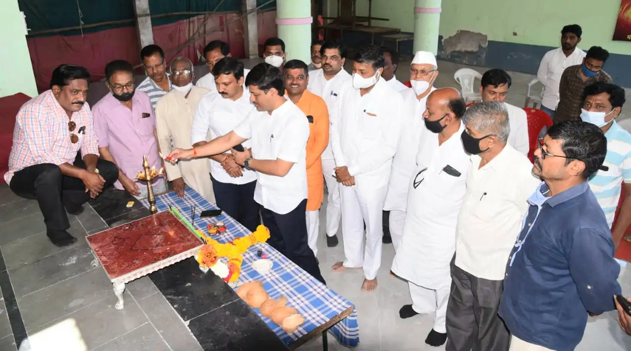 sant santaji jagnade maharaj Thoughts in every house MP Omraje Nimbalkar