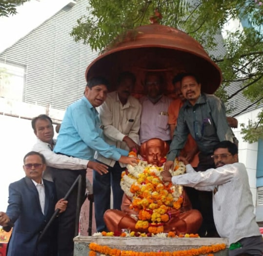 Vidarbha teli Samaj sanghatana Vadhu Var suchak Nagpur celebrate Sant Santaji Jagnade Maharaj Jayanti