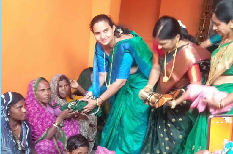 Khandesh Teli Samaj Mandal Mahila aghadi Kumari ka Pujan karykram