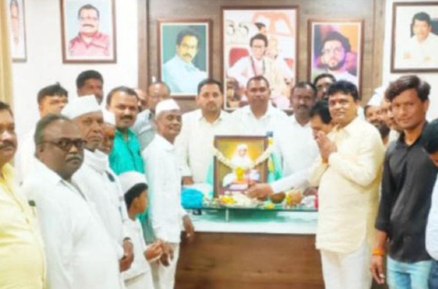 In Kashti all religious gathered together and celebrated the birth anniversary of Santaji Maharaj Jaganade