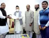 for OBC Census Maharashtra rajya prantik tailik Mahasabha gives Statement to the Governor Bhagat Singh Koshyari for OBC Census Maharashtra rajya prantik tailik Mahasabha gives Statement to the Governor Bhagat Singh Koshyari