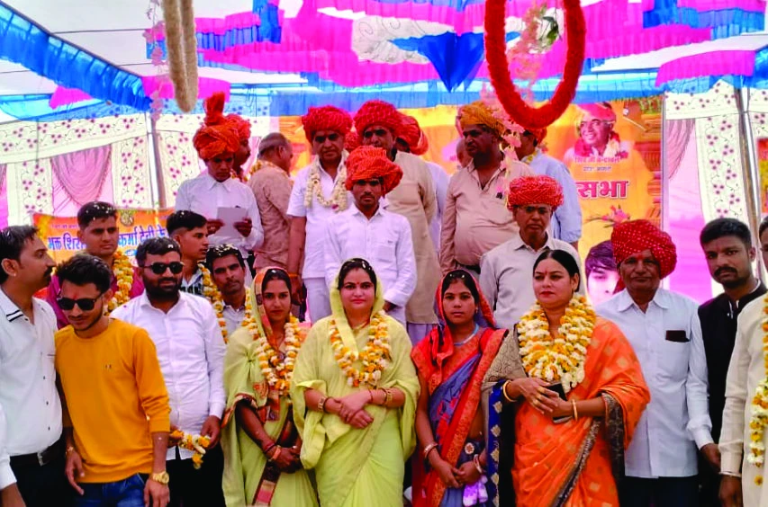 Grand welcome of Mamta Ajmera by Teli Samaj