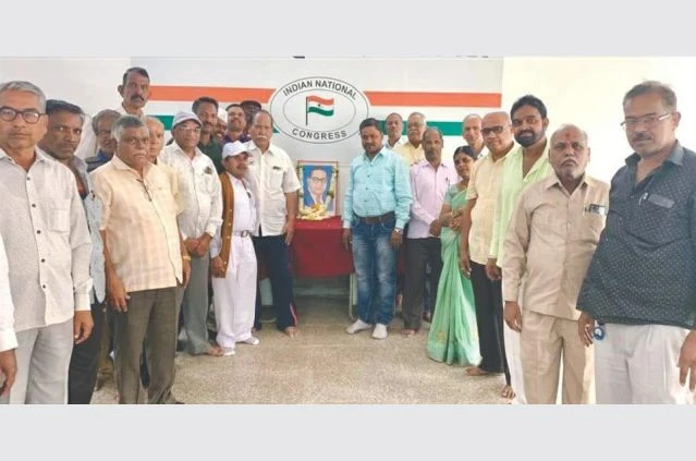 Meeting of Satara Zila Samast Tilvan Teli Samaj Sangh in excitement