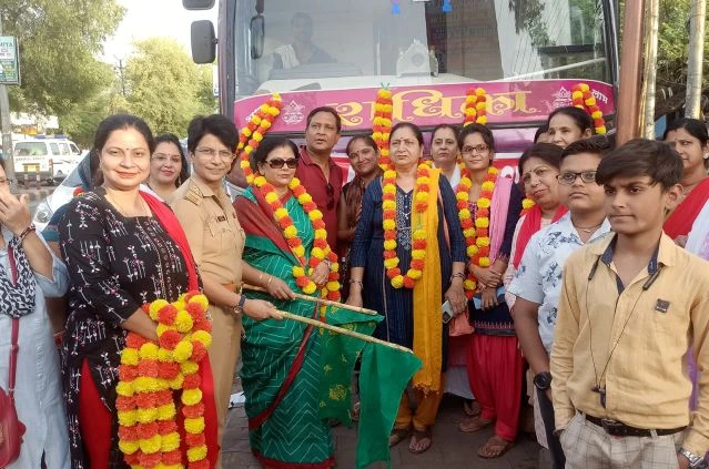 Rajesh Sahu Club Jhansi haridwar tirth yatra