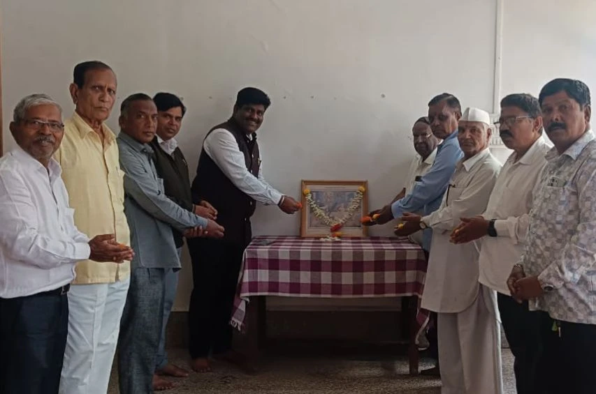 Shri Santaji Maharaj Jayanti celebrated with enthusiasm in Satara