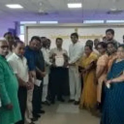 बीड : क्षीरसागर कुटूंबियाच्या घरावर हल्ले करणाऱ्यावर कठोर कार्यवाही करावी: लिंगायत संघटना