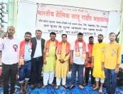 भारतीय तैलिक साहू राठौर महासभा ने दमण समुद्र किनारे छठ घाट पर आये छठव्रतियों को प्रदान की सेवा