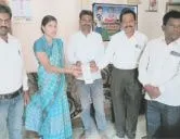 बैतूल साहू समाज के राष्ट्रीय गौरव दिवस में आने के लिए दिया आमंत्रण कार्ड