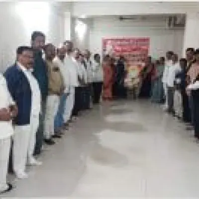 महाराष्ट्र प्रांतिक तैलिक महासभाची धुळे शहरात श्री संताजी जगनाडे महाराज जयंती उत्सव साजरा करणेबाबत बैठक संपन्न