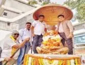 संत संताजी जगनाड़े महाराज को अर्पित की पुष्पांजलि