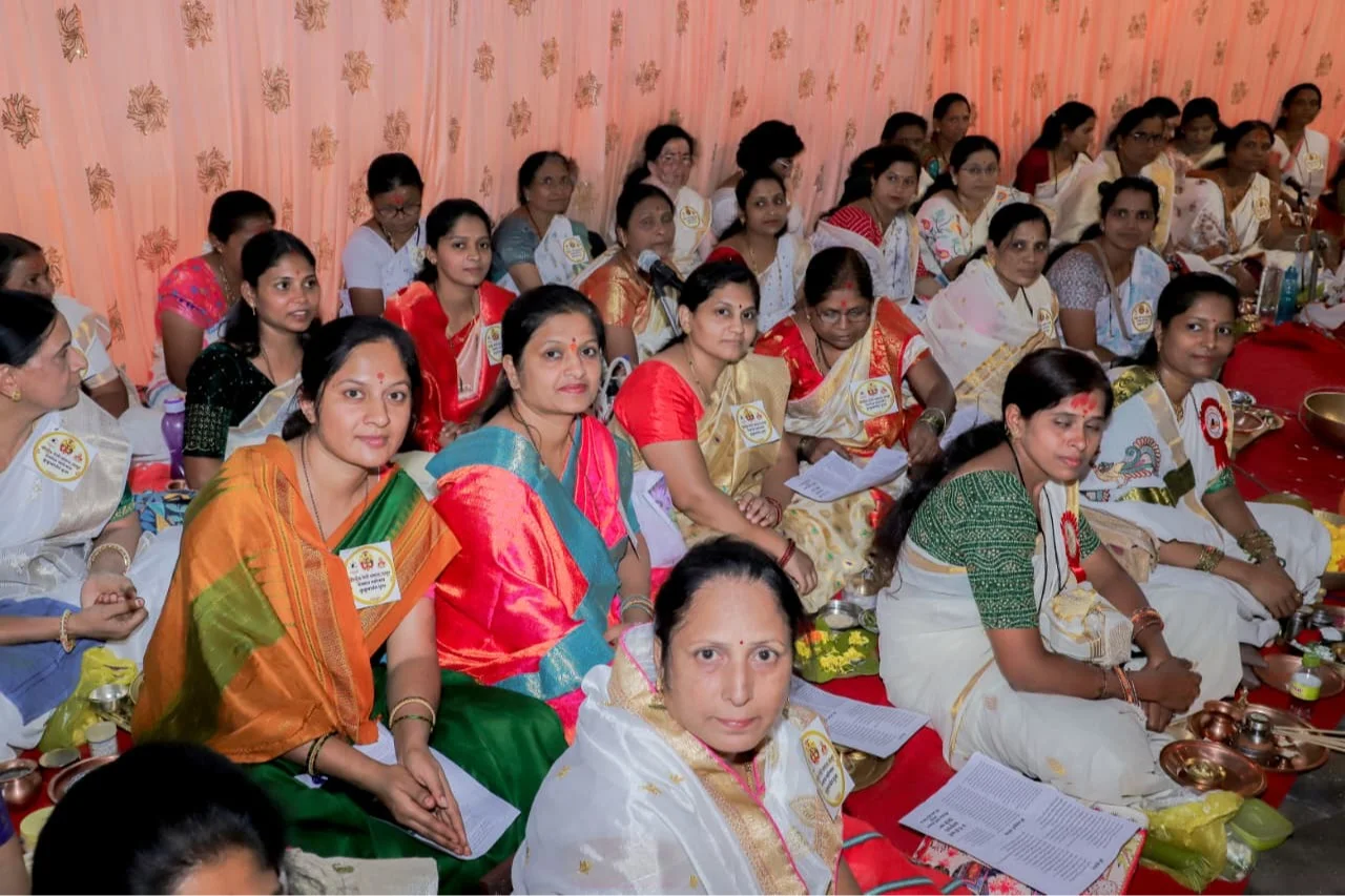 Kumkumarchan Puja Organised with Enthusiasm by Veerashaiva Teli Samaj Womens Committee in Latur on Navratri Festival